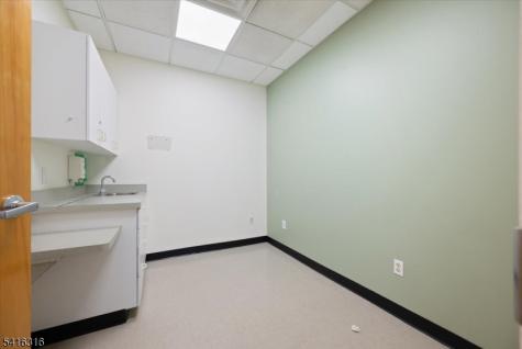 34 E Somerset Street Raritan NJ 08869