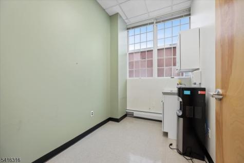 34 E Somerset Street Raritan NJ 08869