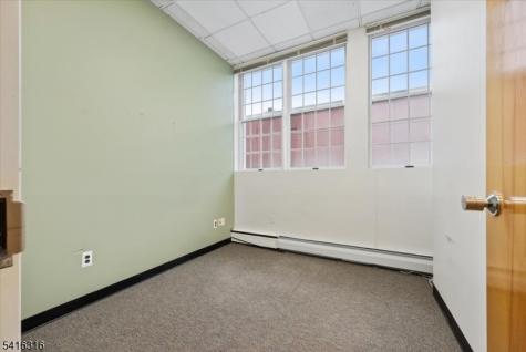34 E Somerset Street Raritan NJ 08869