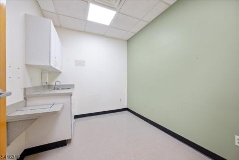 34 E Somerset Street Raritan NJ 08869