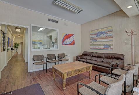 530 Bloomfield Avenue Verona NJ 07044