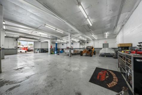 720 E Elizabeth Avenue Linden NJ 07036