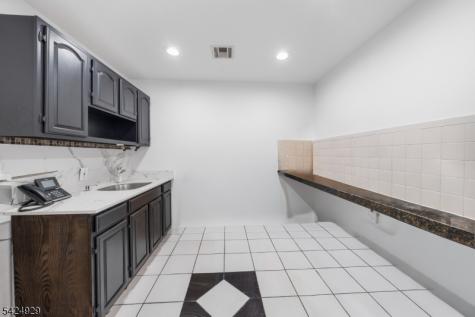720 E Elizabeth Avenue Linden NJ 07036
