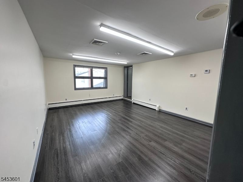 107 Stuyvesant Avenue Lyndhurst NJ 07071