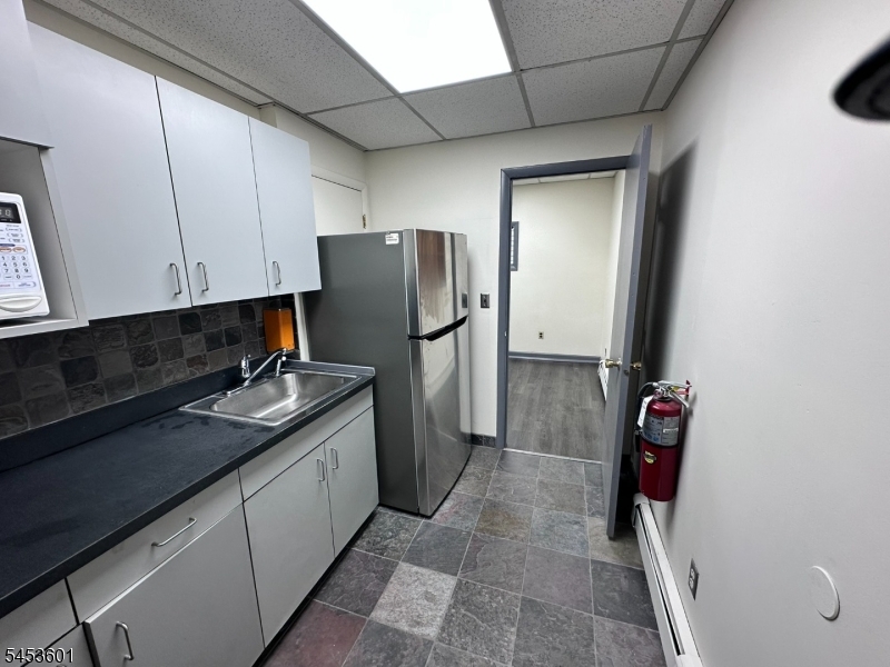107 Stuyvesant Avenue Lyndhurst NJ 07071