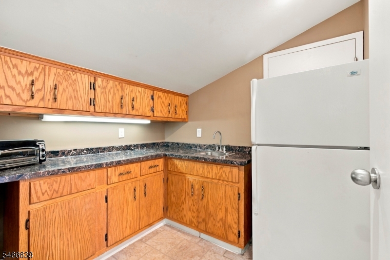 28 Bowling Green Pkwy 3ab Jefferson NJ 07849