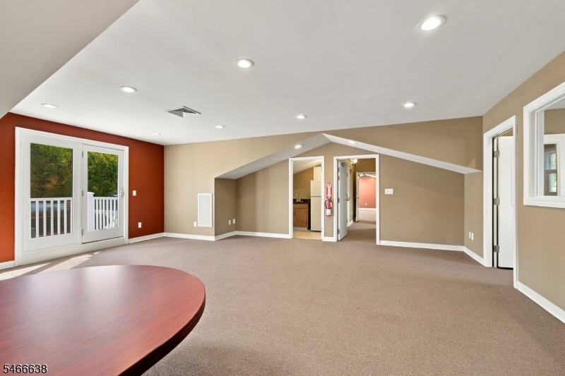 28 Bowling Green Pkwy 3ab Jefferson NJ 07849
