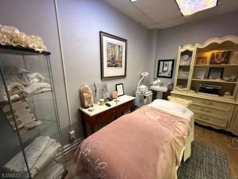 658 Allwood Road Clifton NJ 07012