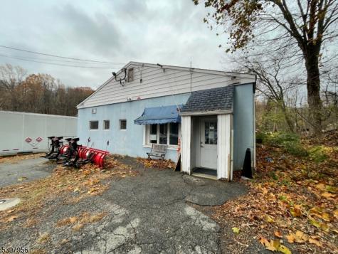 457 Hamburg Turnpike West Milford NJ 07480