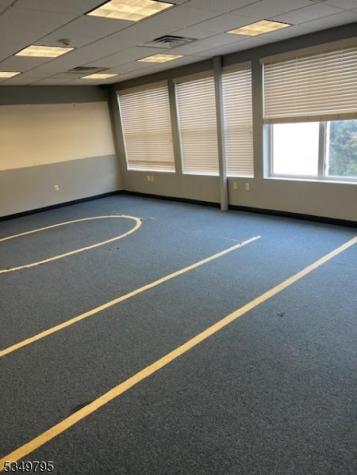 4 Minneakoning Road Raritan NJ 08822