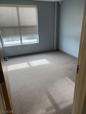 4 Minneakoning Road Raritan NJ 08822