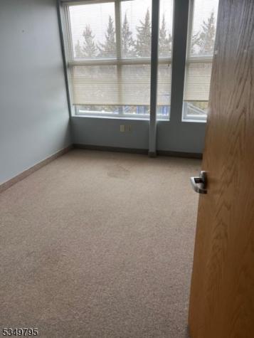 4 Minneakoning Road Raritan NJ 08822