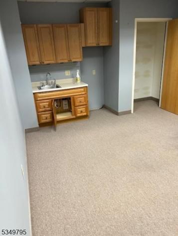 4 Minneakoning Road Raritan NJ 08822
