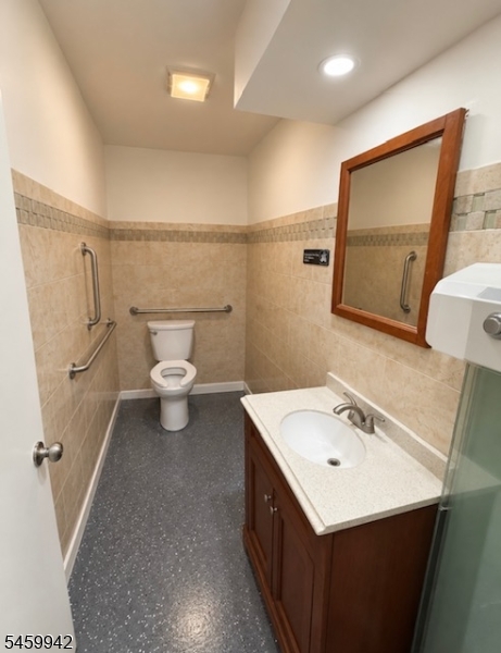 228 Hall Avenue Perth Amboy NJ 08861
