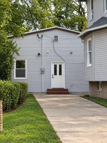 482 Brook Avenue Passaic NJ 07055