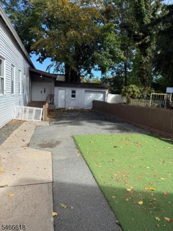 482 Brook Avenue Passaic NJ 07055