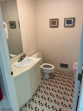 5 Mountain Boulevard Warren NJ 07059