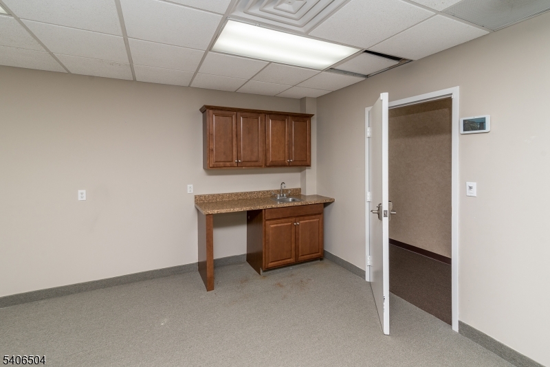 555 Goffle Road Ridgewood Village NJ 07450