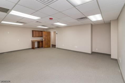 555 Goffle Road Ridgewood Village NJ 07450