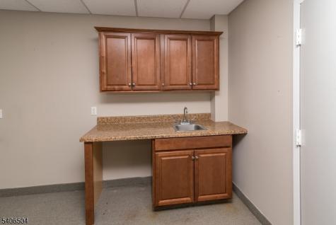 555 Goffle Road Ridgewood Village NJ 07450