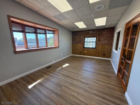 209 Cooper Ave, Ste 7 Montclair NJ 07043