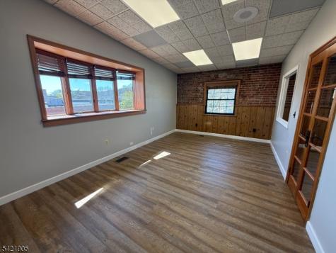 209 Cooper Ave, Ste 7 Montclair NJ 07043