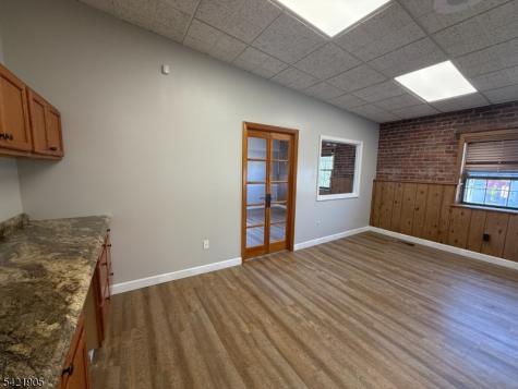 209 Cooper Ave, Ste 7 Montclair NJ 07043