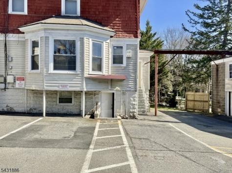 11 Park Place Verona NJ 07044