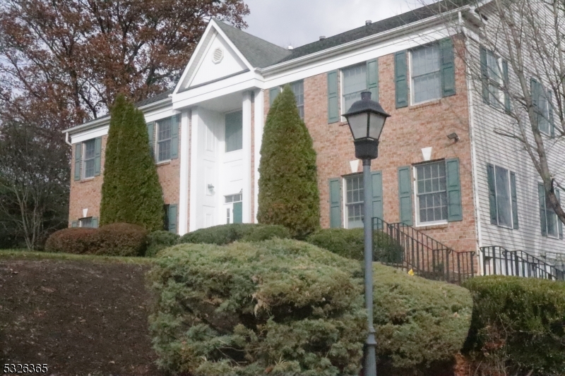 496 RT22 Readington NJ 08833