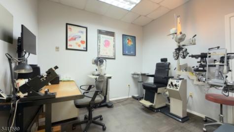 6110 Bergenline Avenue West New York NJ 07093