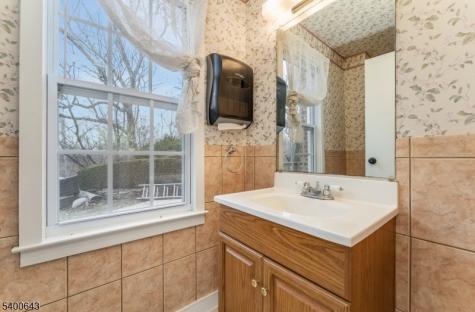 6 Darts Mill Road Readington NJ 08822
