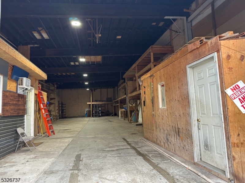 45 Malvern Street Newark NJ 07105