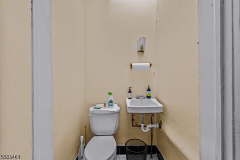 557 Bloomfield Avenue Montclair NJ 07107