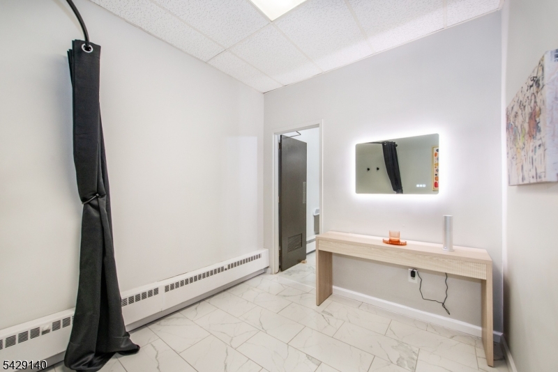 280 S Harrision Street East Orange NJ 07018