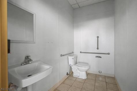 2127 Route 31 Glen Gardner NJ 08826