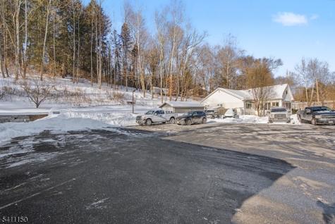 2127 Route 31 Glen Gardner NJ 08826