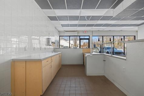 2127 Route 31 Glen Gardner NJ 08826