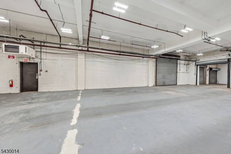 370 Adams Street Newark NJ 07114