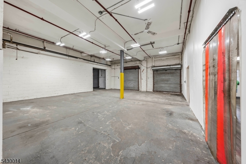 370 Adams Street Newark NJ 07114