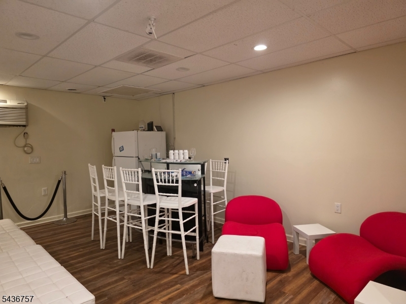 274 N Willow Trenton NJ 08618