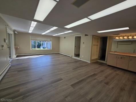 18 E Main Street Mendham NJ 07945