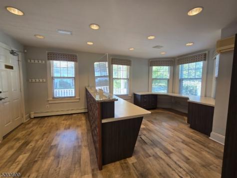 18 E Main Street Mendham NJ 07945