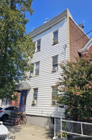 27 Milosh Street Clifton NJ 07011
