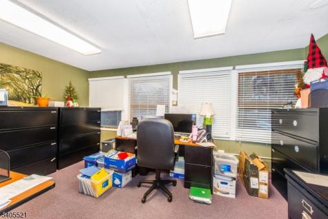 17 Kiel Avenue Kinnelon NJ 07405