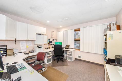 17 Kiel Avenue Kinnelon NJ 07405