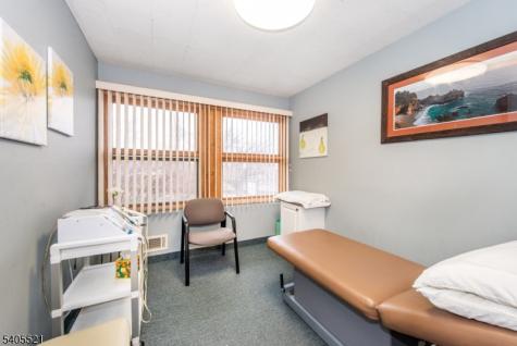 17 Kiel Avenue Kinnelon NJ 07405