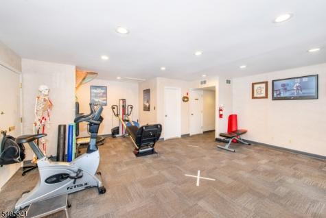 17 Kiel Avenue Kinnelon NJ 07405