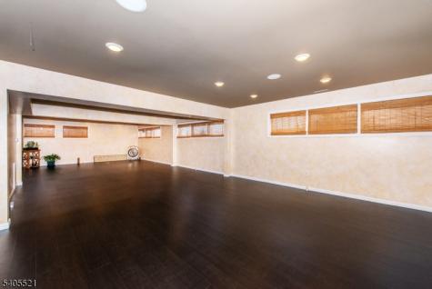 17 Kiel Avenue Kinnelon NJ 07405