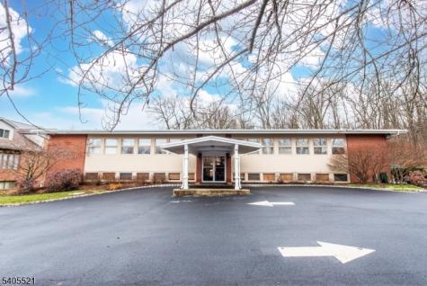 17 Kiel Avenue Kinnelon NJ 07405