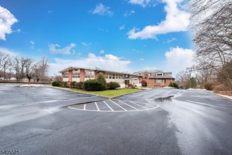 17 Kiel Avenue Kinnelon NJ 07405